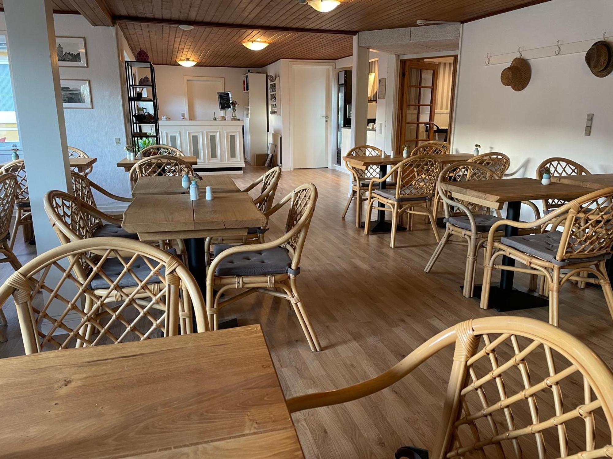 Lonstrup Strandhotel Экстерьер фото