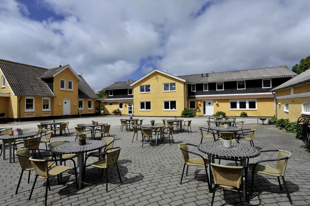 Lonstrup Strandhotel Экстерьер фото